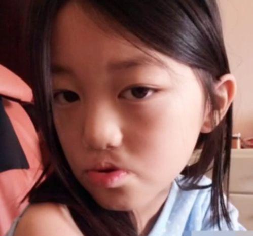 李嫣的视频在线观看,童颜童趣，展现明星家族的温馨日常